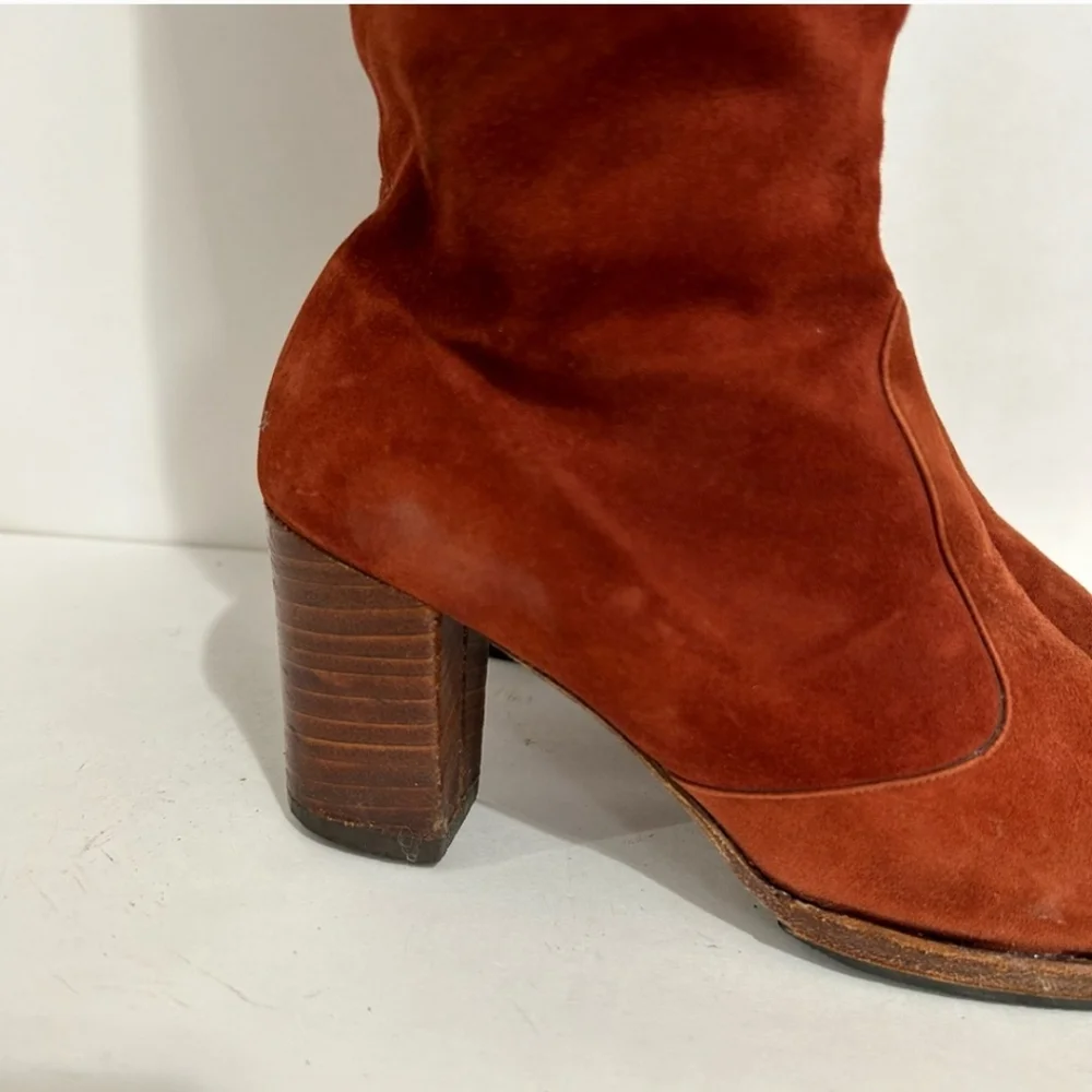 Beautiful 1970s Knee Boots, Genuine Suede Burnt Orange Stacked Heel Size 6 - Picture 4 of 16